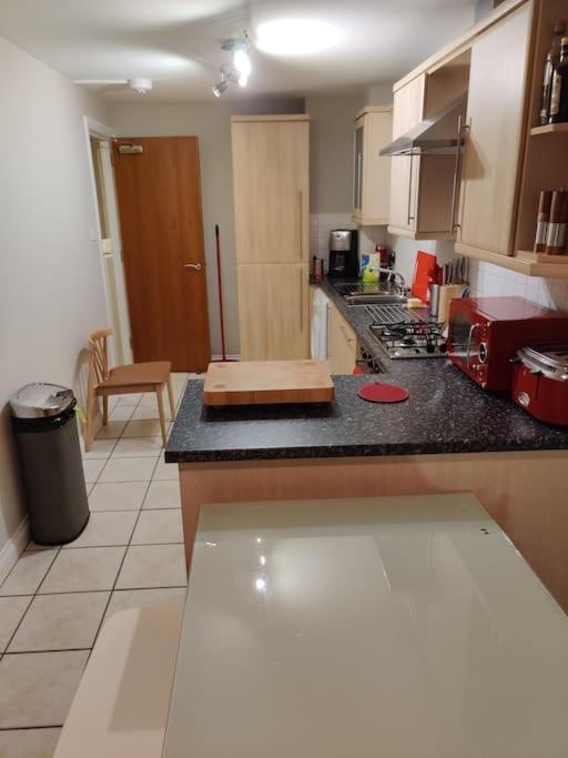 Next To The Palace And Royal Mile With Parking EDI Exterior foto