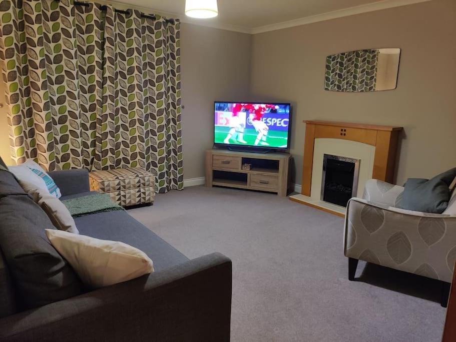 Next To The Palace And Royal Mile With Parking EDI Exterior foto